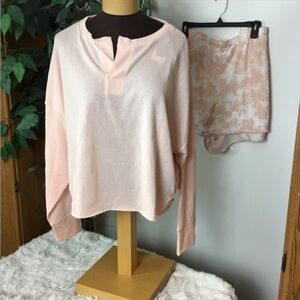 GRAYSON Threads long sleeve pajama set with shorts Womans 2X pink tye dye